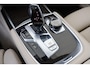 BMW 7-Serie 750i xDrive HIGH EXECUTIVE -PANO.DAK|HARMAN/KARDON|CARBON.CORE|ADAP.LED|SOFTCLOSE|ACHTERAS-BEST.|ADAP.DEMP|KEYLESS|ZONNESCHERM|NAPPALEDER|TREKHAAK|20"