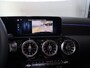 Mercedes-Benz A-klasse 250e Business Solution AMG | Trekhaak | Panoramaschuifdak | Stoelverwarming | Achteruitrijcamera |  MULTIBEAM LED | 19"inch AMG velgen |