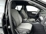 Volvo XC40 B3 Momentum | Park assist | Cruise control | Navigatie