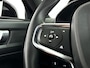 Volvo XC40 B3 Momentum | Park assist | Cruise control | Navigatie