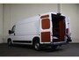 Peugeot Boxer 2.2 BlueHDi 180pk L4 H2 Automaat Airco Navigatie Camera