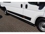 Peugeot Boxer 2.2 BlueHDi 180pk L4 H2 Automaat Airco Navigatie Camera