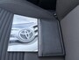 Toyota Yaris 1.5 Hybrid Bi-Tone / Trekhaak / Navigatiesysteem full map / Clima / Cruise /