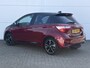 Toyota Yaris 1.5 Hybrid Bi-Tone / Trekhaak / Navigatiesysteem full map / Clima / Cruise /