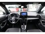 Toyota Yaris Cross 1.5 Hybrid Team | ACC | Keyless | Camera | Stoel/Stuurverwarming | Navi | CarPlay