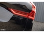 Volvo XC60 2.0 T8 Plug-in hybrid AWD R-Design | Luchtvering | Zwenkbare trekhaak | Panorama dak | Memory | Adaptieve cruise |