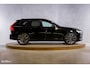 Volvo XC60 2.0 T8 Plug-in hybrid AWD R-Design | Luchtvering | Zwenkbare trekhaak | Panorama dak | Memory | Adaptieve cruise |