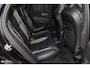 Volvo XC60 2.0 T8 Plug-in hybrid AWD R-Design | Luchtvering | Zwenkbare trekhaak | Panorama dak | Memory | Adaptieve cruise |