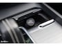 Volvo XC60 2.0 T8 Plug-in hybrid AWD R-Design | Luchtvering | Zwenkbare trekhaak | Panorama dak | Memory | Adaptieve cruise |