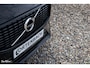 Volvo XC60 2.0 T8 Plug-in hybrid AWD R-Design | Luchtvering | Zwenkbare trekhaak | Panorama dak | Memory | Adaptieve cruise |
