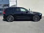 Volvo XC60 2.0 T8 Plug-in hybrid AWD R-Design | Luchtvering | Zwenkbare trekhaak | Panorama dak | Memory | 22 Inch | Adaptieve cruise |