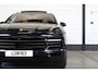 Porsche Cayenne 3.0 E-Hybrid Platinum Edition | Sport chrono Lucht Keramisch PDLS 360 Trekh. ACC Pano
