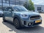MINI Countryman Mini Cooper SE 220 pk ALL4 PHEV Sportstoelen Carplay Stoelverwarming Zwarte Velgen Led Koplampen Union Jack Achterlichten Parkeersensoren achter Sage Green Metallic Plug In Hybride LCI Facelift Super nette staat !