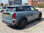 MINI Countryman Mini Cooper SE 220 pk ALL4 PHEV Sportstoelen Carplay Stoelverwarming Zwarte Velgen Led Koplampen Union Jack Achterlichten Parkeersensoren achter Sage Green Metallic Plug In Hybride LCI Facelift Super nette staat !