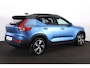 Volvo XC40 T3 R-Design - Harman/Kardon audio - Parkeercamera achter - Verwarmde voorstoelen, stuur & achterbank - Parkeersensoren voor & achter - Draadloze tel. lader - Cruise control - Standkachel - Extra getint glas - Inklapbare trekhaak - 18' LMV