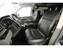 Volkswagen Transporter 2.0 TDI Bulli 200PK L2H1 | DSG | Dubbele Cabine | Airco | Camera | Virtual | Adap. Cruise | Trekhaak | Carplay | 2xSchuifdeur