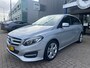 Mercedes-Benz B-klasse B180 122PK Ambition met Navigatie, Cruise control & 17'' Lichtme