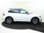 Volkswagen Tiguan 1.4 TSI eHybrid R-Line Business | Achteruitrijcamera | 3-zone airco | LED matrix verlichting | Adaptieve cruise control | Dodehoek detectie | Keyless | CarPlay | Digital cockpit |