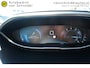Peugeot 3008 1.2 PureTech TREKHAAK - NIEUWE DISTRIBUTIE - CAMERA - NAVI - PARKEERSENSOREN V+A - CARPLAY / ANDROID - 17 INCH LMV - CRUISE - CLIMA - 4X MICHELIN ALLSEASON - ELEKTR INKLAPB. SPIEGELS - HELE NETTE STAAT!