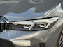 BMW 3-Serie Touring 330e xDrive M-Sport / Individual / Pano