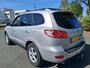 Hyundai Santa Fe 2.7i V6 4WD Style 7p. NETTE AUTO RIJDT EN SCHAKELT GOED
