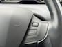 Peugeot 2008 1.2 PureTech 110pk EAT Allure | Parkeersensoren achter | Carplay | Glazen panoramadak | Cruise control | Trekhaak 1250 kg |