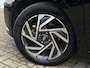 Hyundai i20 1.0 T-GDI 48V MHEV 100pk DCT Comfort Smart | LENTEDEALS | Automaat | Camera | Navigatie | Lichtmetalen Velgen | Carplay |