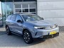 Opel Grandland 97kWh 213pk Business Edition| Panoramadak | Focal audio | Electrische achterklep | Verwarmde stoelen en stuurwiel |