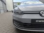 Volkswagen Golf 1.4 eHybrid 150kw / 204pk Style DSG Automaat Panoramadak / Memorystoel / IQ LED verlichting / Navigatie / App-connect / Camera