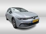Volkswagen Golf 1.4 eHybrid 150kw / 204pk Style DSG Automaat Panoramadak / Memorystoel / IQ LED verlichting / Navigatie / App-connect / Camera