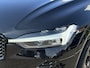 Volvo XC60 2.0 T6 Plug-in hybrid AWD Plus Black Edition | Trekhaak | Memory | Harman Kardon Audio | Pano