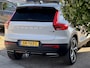 Volvo XC40 2.0 T5 AUT8 AWD R-DESIGN INTRO EDITION PANODAK LEDER NAVI CAMERA DIGI-DASH LED LMV PDC