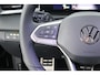 Volkswagen T-Roc 1.5 eTsi 150pk DSG R-Line First Edition Trekhaak Camera Keyless Stoelverwarming Virtual Cockpit Carplay
