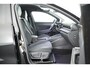 Volkswagen T-Roc 1.5 eTsi 150pk DSG R-Line First Edition Trekhaak Camera Keyless Stoelverwarming Virtual Cockpit Carplay