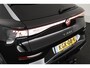 Volkswagen T-Roc 1.5 eTsi 150pk DSG R-Line First Edition Trekhaak Camera Keyless Stoelverwarming Virtual Cockpit Carplay