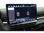 Volkswagen T-Roc 1.5 eTsi 150pk DSG R-Line First Edition Trekhaak Camera Keyless Stoelverwarming Virtual Cockpit Carplay