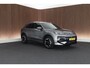 Volkswagen T-Roc 1.5 eTsi 150pk DSG R-Line First Edition Trekhaak Camera Keyless Stoelverwarming Virtual Cockpit Carplay