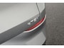 Volkswagen T-Roc 1.5 eTsi 150pk DSG R-Line First Edition Trekhaak Camera Keyless Stoelverwarming Virtual Cockpit Carplay