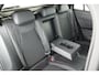 Volkswagen T-Roc 1.5 eTsi 150pk DSG R-Line First Edition Trekhaak Camera Keyless Stoelverwarming Virtual Cockpit Carplay
