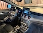 Mercedes-Benz GLA 180 Business Solution AMG / Pano / Camera / Sfeerverlichting