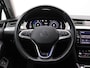 Volkswagen Passat Variant 1.4 TSI PHEV GTE Business 218PK DSG SOH 89,87%, Full led, Trekhaak, Head-up display, Adaptive cruise met travel assist, Keyless, Elek. bedienbare achterklep, Stoelverwarming, Achteruitrijcamera, 17" lichtmetaal
