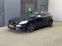 Volvo V40 2.0 T4 Business Sport | Trekhaak | Stoelverwarming | Getint Glas | 17 Inch