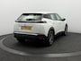 Peugeot e-2008 EV Active Pack 50 kWh 3-Fase SOH 94,3% | Led | Stoelverwarming | Camera | Carplay&Android | Navigatie