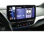 Volkswagen ID.4 First Max 204pk 77 kWh Trekhaak 360Camera Panoramadak Head-Up Memory Stoelverwarming Navigatie