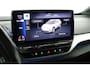 Volkswagen ID.4 First Max 204pk 77 kWh Trekhaak 360Camera Panoramadak Head-Up Memory Stoelverwarming Navigatie