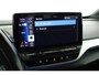 Volkswagen ID.4 First Max 204pk 77 kWh Trekhaak 360Camera Panoramadak Head-Up Memory Stoelverwarming Navigatie