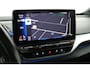 Volkswagen ID.4 First Max 204pk 77 kWh Trekhaak 360Camera Panoramadak Head-Up Memory Stoelverwarming Navigatie
