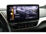 Volkswagen ID.4 First Max 204pk 77 kWh Trekhaak 360Camera Panoramadak Head-Up Memory Stoelverwarming Navigatie