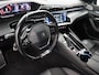 Peugeot 508 1.6 PureTech GT Line 1ste eigenaar, Apple Carplay/Android Auto, Cruise control, Voorstoelen verwarmd, Parkeersensor voor en achter, Volledig digitaal instrumentenpaneel Stijlvolle en sportieve Peugeot 508 1.6 PureTech GT Line uit 2019 met automaat en slechts 54.000 km. Deze luxe fastback combineert een krachtige 180 pk benzinemotor met soepel rijcomfort en e
