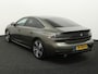 Peugeot 508 1.6 PureTech GT Line 1ste eigenaar, Apple Carplay/Android Auto, Cruise control, Voorstoelen verwarmd, Parkeersensor voor en achter, Volledig digitaal instrumentenpaneel Stijlvolle en sportieve Peugeot 508 1.6 PureTech GT Line uit 2019 met automaat en slechts 54.000 km. Deze luxe fastback combineert een krachtige 180 pk benzinemotor met soepel rijcomfort en e